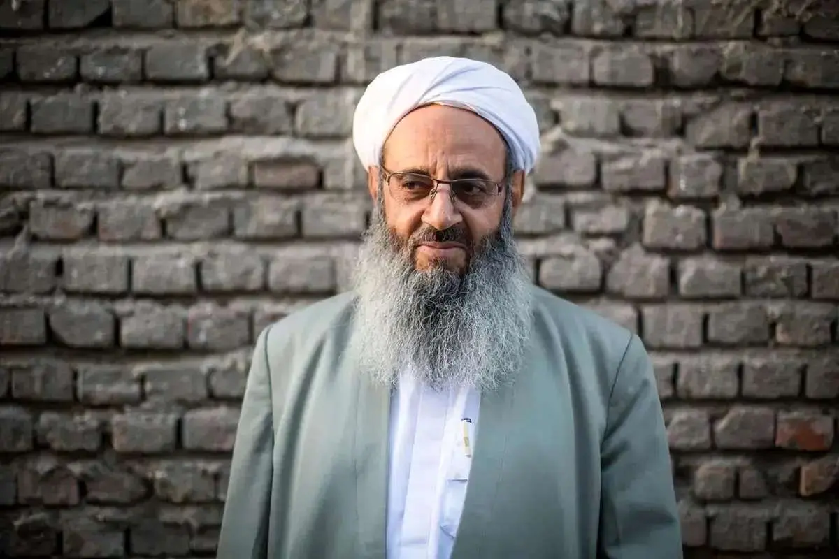 واکنش مولوی عبدالحمید به اخراج گسترده اتباع غیرقانونی افغان