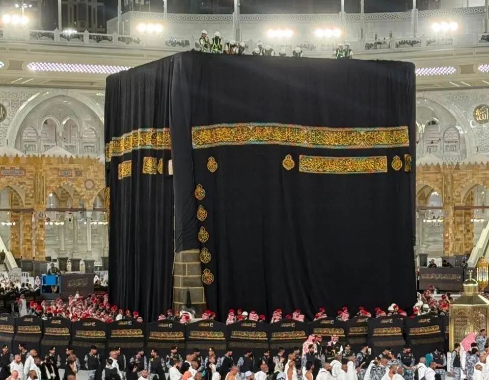 پرده خانه خدا تعویض شد