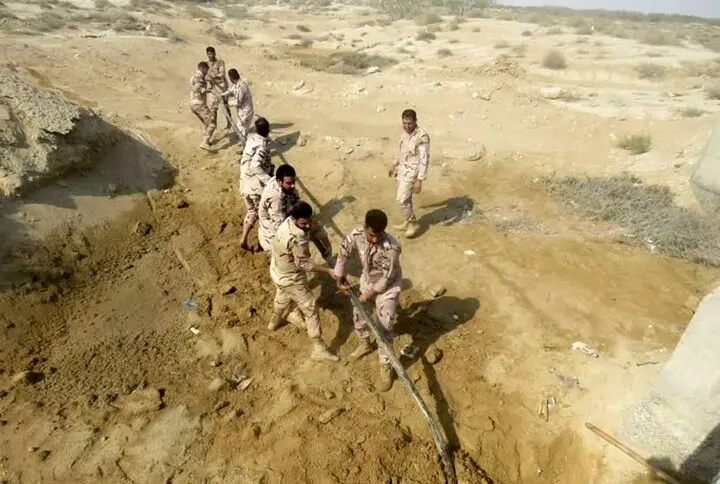 انهدام خط لوله ۱۲۵۰ متری انتقال سوخت قاچاق در بندر کلاهی

