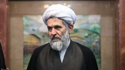 خوش و بش حسین طائب و عزیز جعفری در بیت رهبری