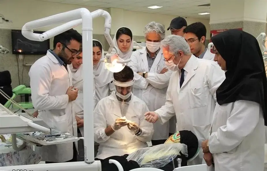 جان انسان دست پزشکان است، پس باید نخبه باشند/ پایبندی جامعه به آموزش و پرورش فقط به خاطر کنکور است