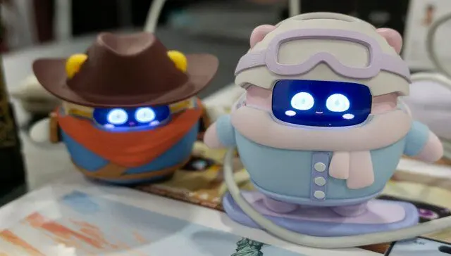 رباتی که با غذا خوردن بزرگ می شود!