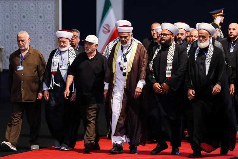 وداع با رهبر شهید