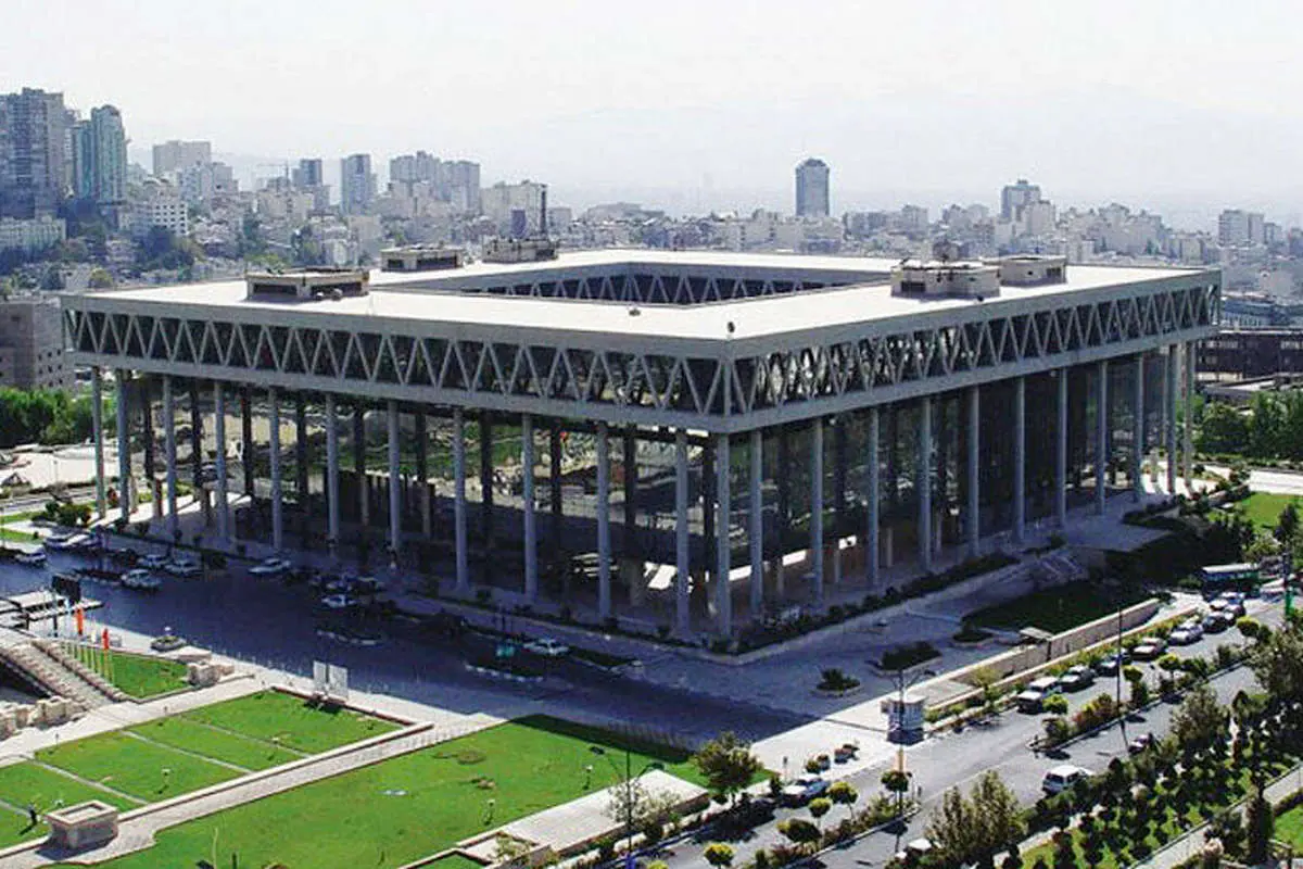واکنش روزنامه جمهوری اسلامی به اظهارات وحید جلیلی: آغل در ذهن شماست، ایران حرم است