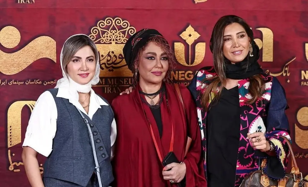 ژست‌های دیدنی بازیگران جلوی دوربین در جشن عکاسان سینما