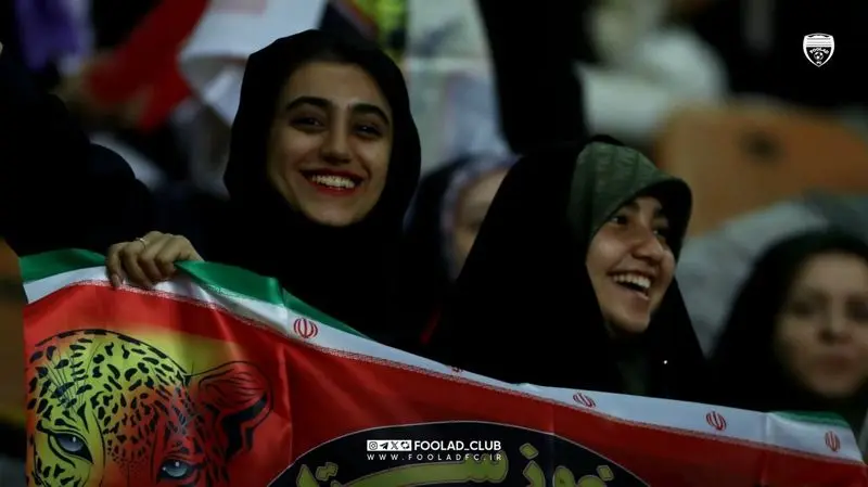 زنان تماشاگر