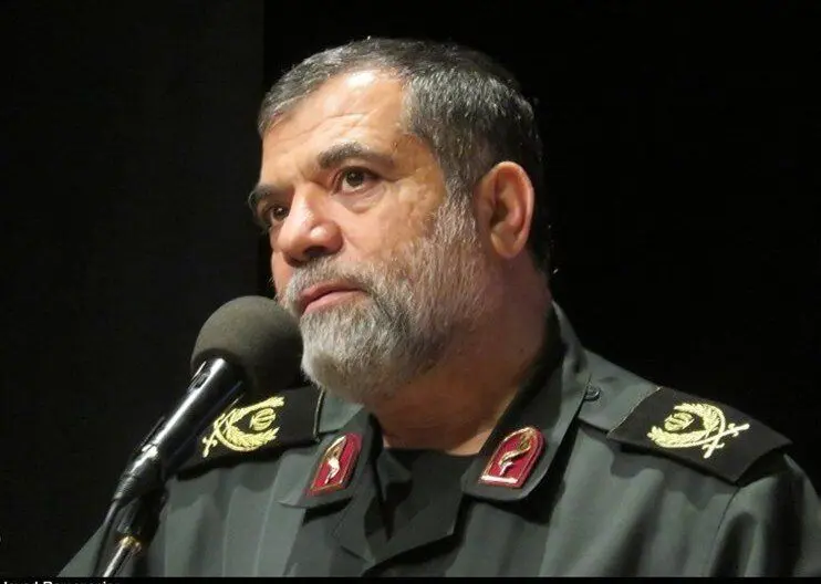 جنگی اتفاق نخواهد افتاد/ ناوهای آمریکایی لقمه آماده‌ای هستند که غرقشان کنیم
