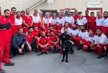 ببینید؛ حضور رضا کیانیان در جمع امدادگران هلال احمر
