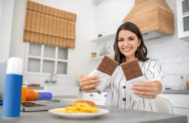 کاکائو راه‌حل جدید برای عوارض نشستن طولانی