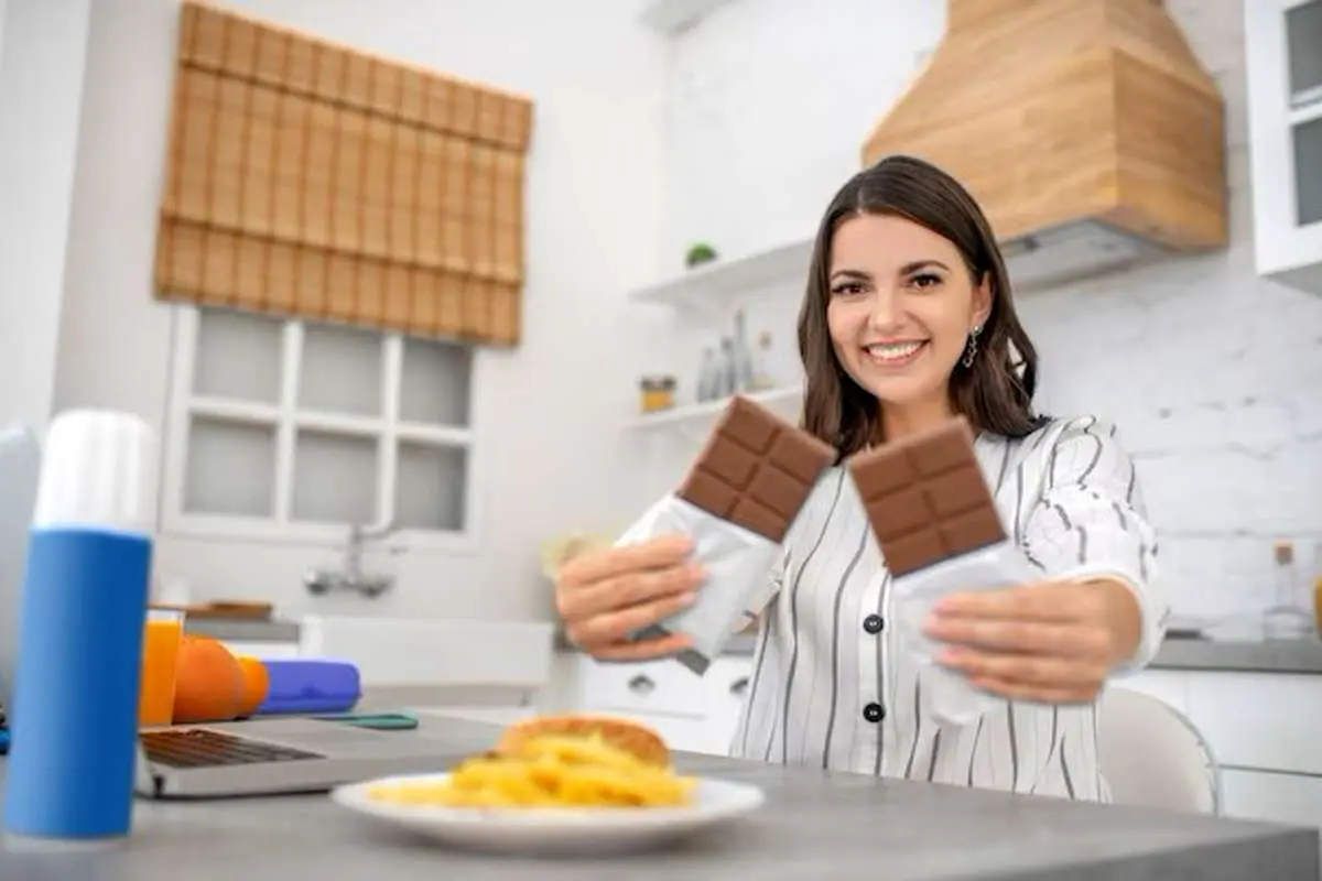 کاکائو راه‌حل جدید برای عوارض نشستن طولانی