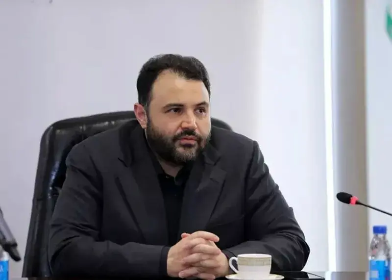 اتحاد بانک شهر و درویش علیه پرسپولیسیها: اسیر جو احساسی نمیشویم!