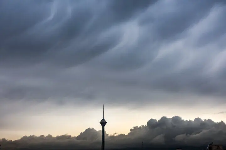 پیش‌بینی افزایش وزش باد و ابر برای تهران