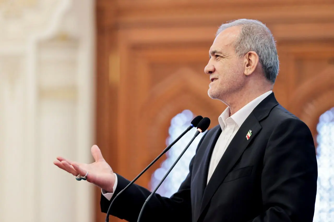  دستور پزشکیان برای پرداخت حقوق کارمندان مبتنی‌ بر عملکرد