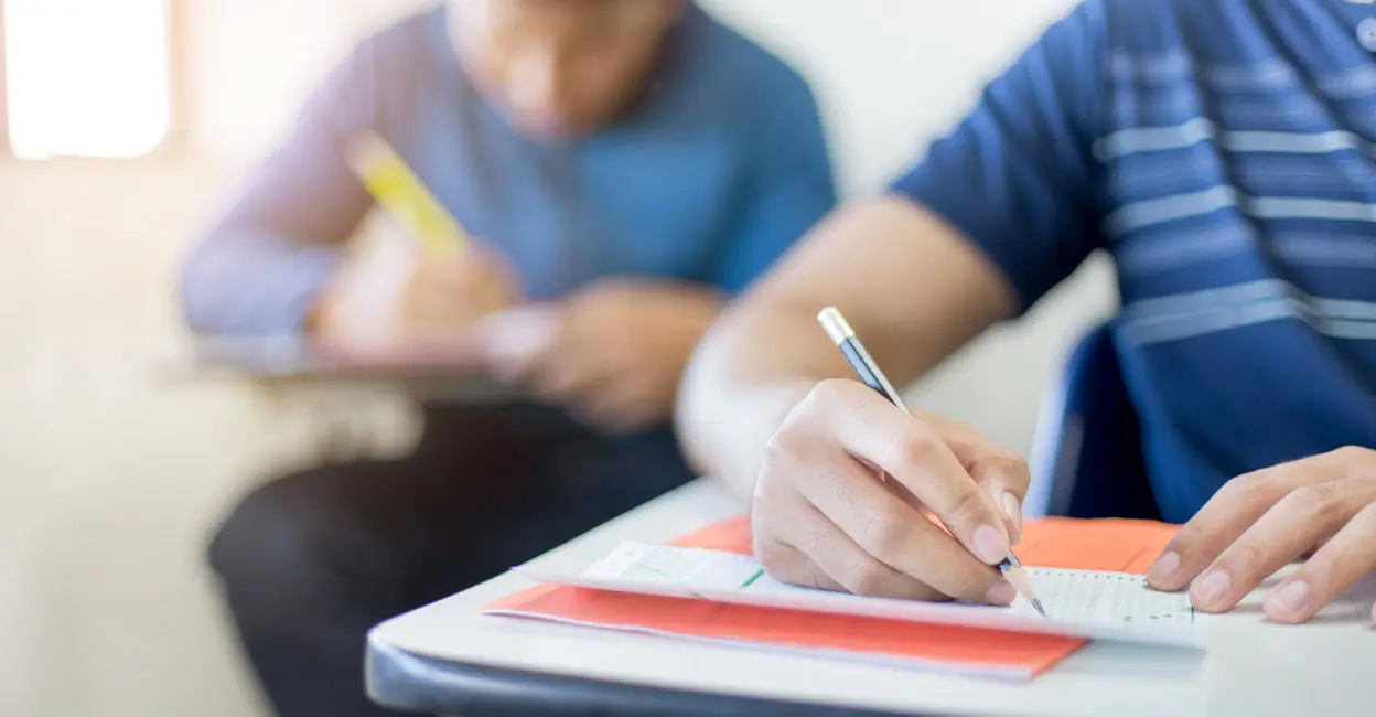 آزمون ساز آنلاین پُرس‌لاین تحولی در آموزش غیرحضوری!