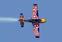 فرود و برخاست تاریخی هواپیما روی قطار در حال حرکت