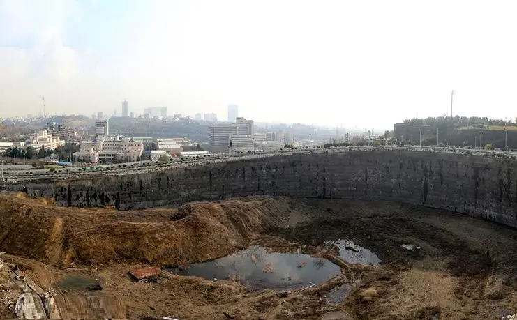 رهاشدن بیش از ۳۰۰ گودال در تهران