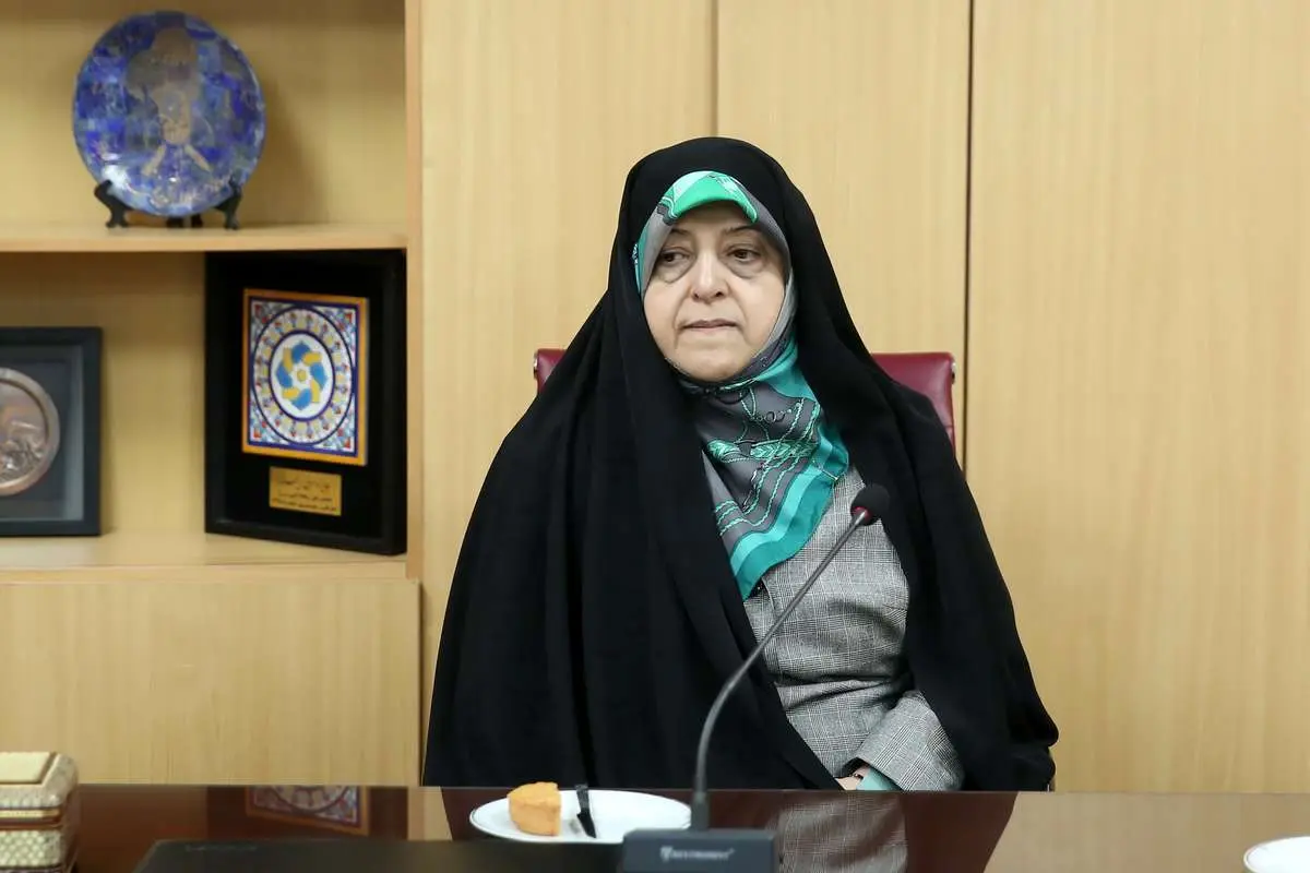 انتقاد تند معصومه ابتکار از بی خاصیت کردن لایحه تامین امنیت زنان توسط مجلس دوازدهم