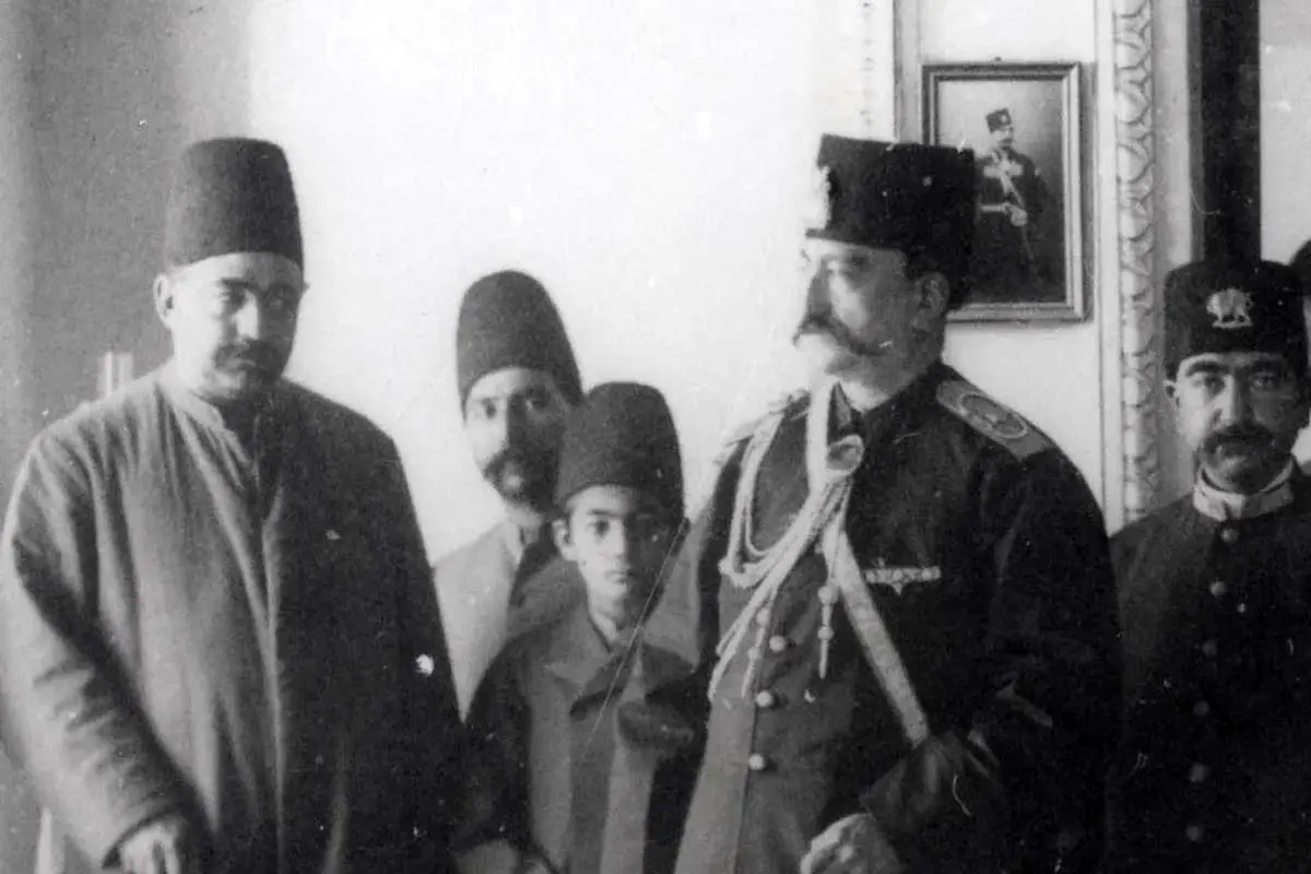 «همسران و دختران ناصرالدین شاه» در کاخ سلطنت‌آباد؛ سال 1271 