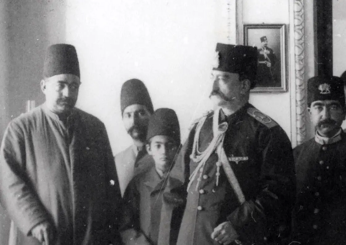 «همسران و دختران ناصرالدین شاه» در کاخ سلطنت‌آباد؛ سال 1271 