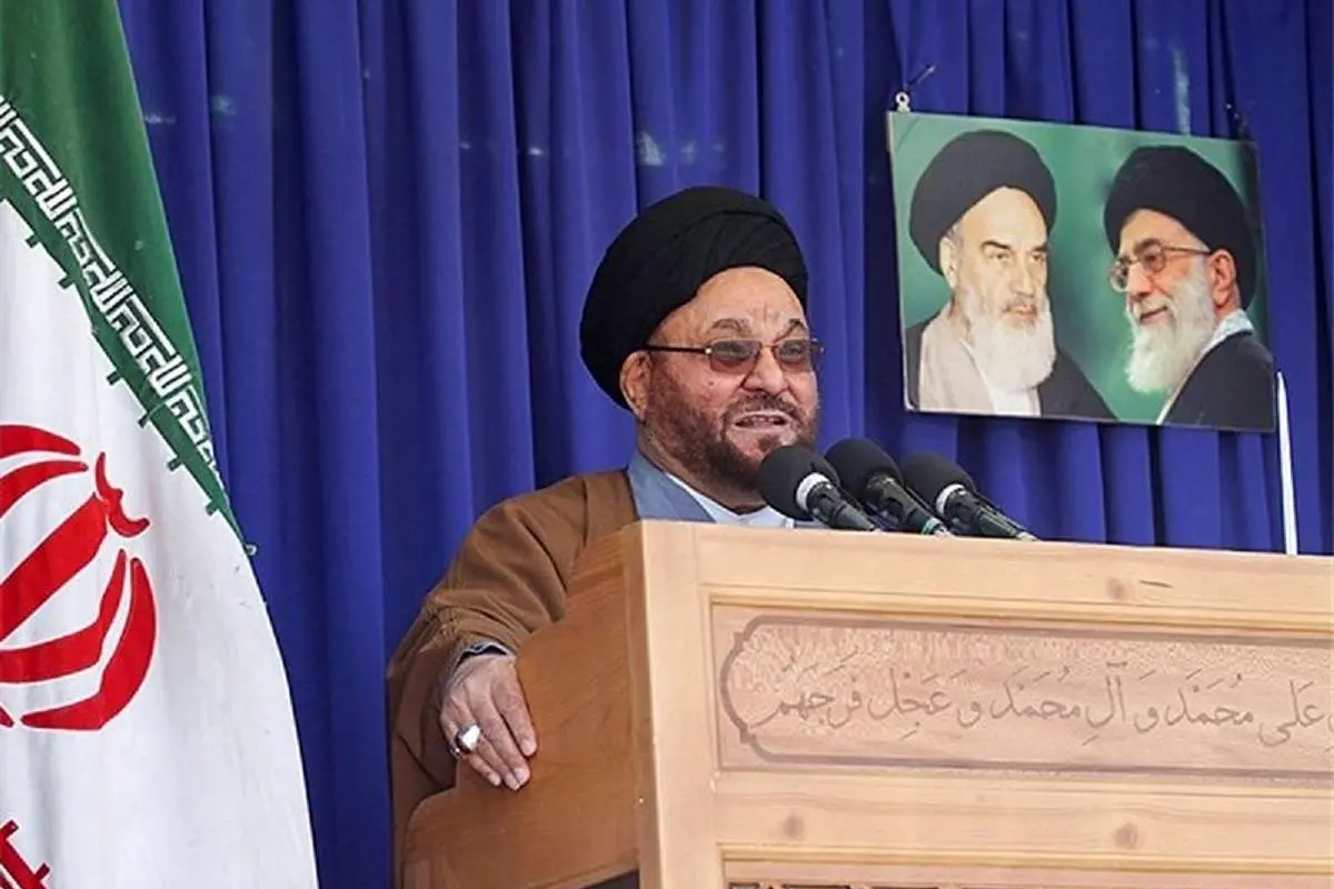 امام جمعه اصفهان: اگر توبه کنیم، خداوند نعمت باران و رحمتش را نازل خواهد کرد