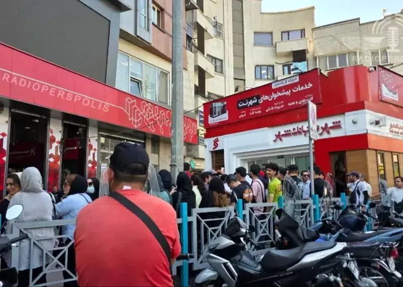 چهارمین تجمع هم برگزار شد؛ اصرار هواداران پرسپولیس به اخراج رضا درویش