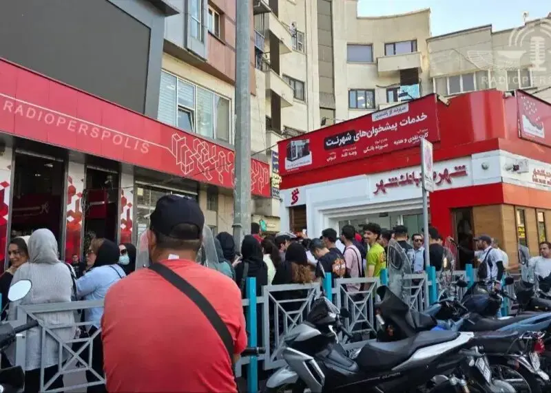 چهارمین تجمع هم برگزار شد؛ اصرار هواداران پرسپولیس به اخراج رضا درویش