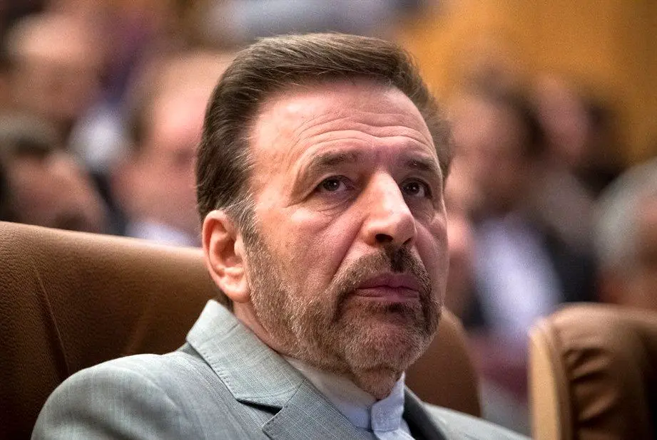 انتقاد واعظی از عملکرد صدا و سیما/ زمان بازنگری فرا رسیده است
