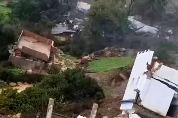 رانش زمین خانه‌ها و مساجد را در شفشاون ویران کرد