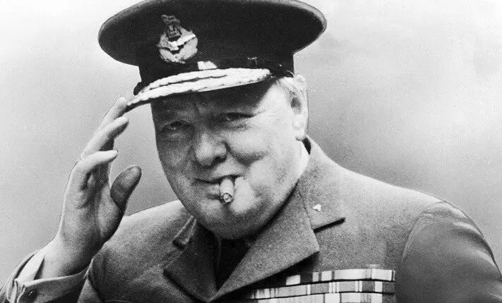 وینستون چرچیل و دخترش سارا در تهران، سال 1322