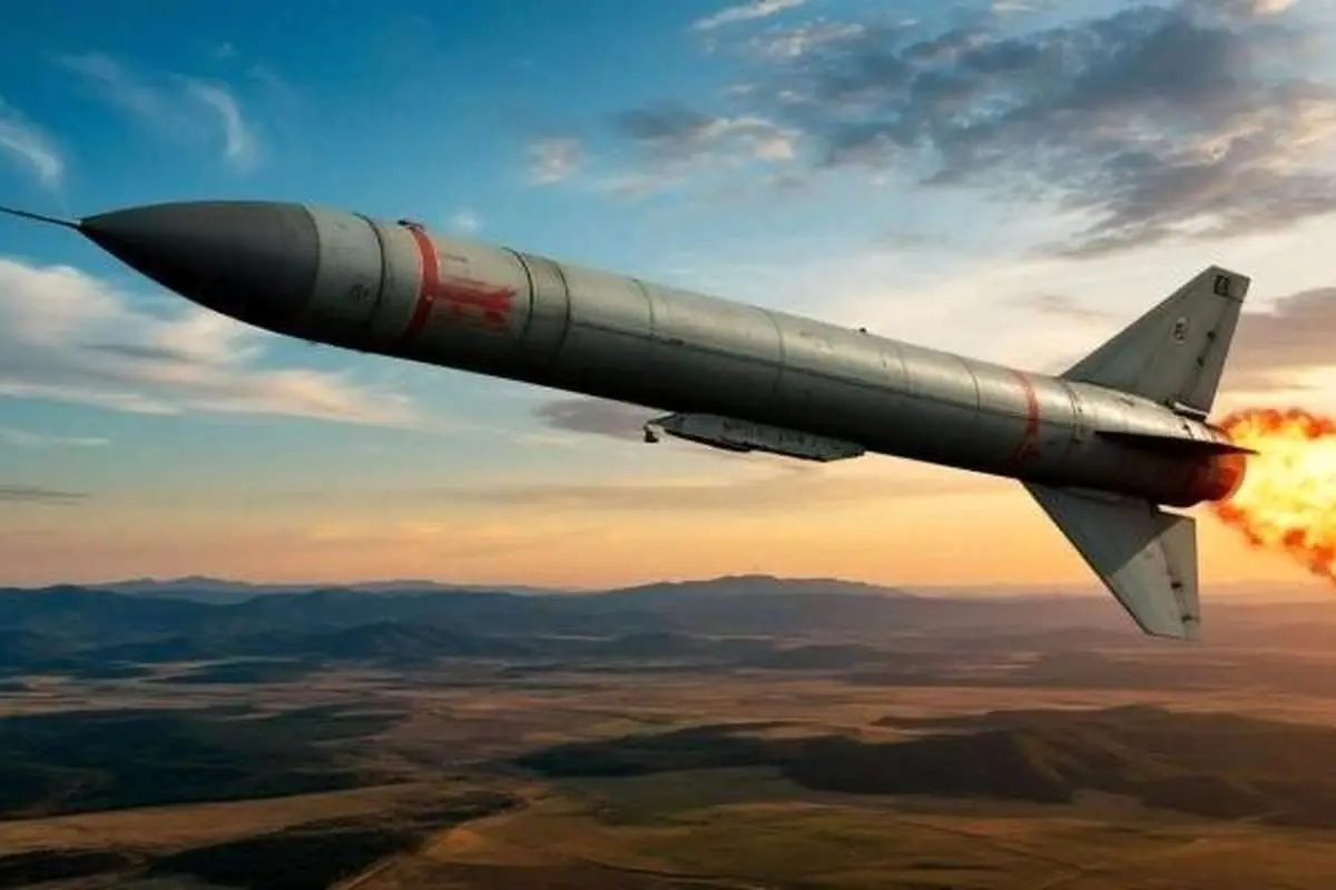 مرغ طوفان، بالاتر از ابرها و دریاها