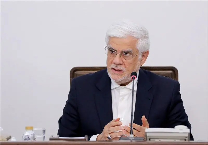 واکنش عارف به خودسوزی جوان اهوازی و درگذشت یک روزنامه‌نگار/ هشدارها را نشنویم، بحران دامن همه را می‌گیرد