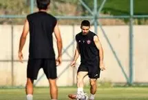 محمد عمری در آستانه ثبت رکوردی ویژه با پیراهن پرسپولیس

