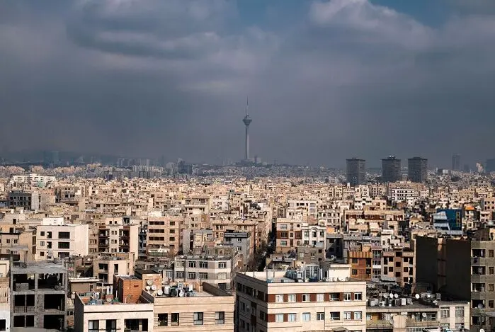 هرچه بیشتر به تهران امکانات بدهید، زندگی در آن را سخت‌تر می‌کنید
