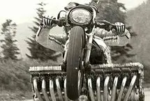 تصاویر؛ تک چرخ با موتور سیکلت 12 سیلندر هوندا 