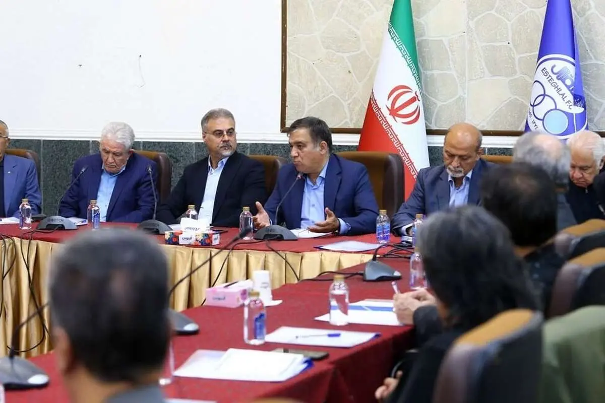 تصویر؛ کنایه عضو هیات مدیره استقلال به فریب دادن هواداران