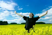 ۵ راه ساده برای شادتر شدن و آرامش بیشتر