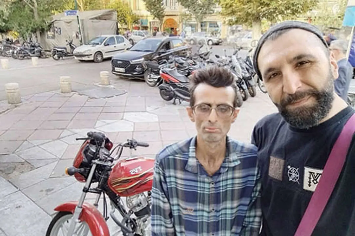 ماجرای گلریزان برای خرید موتورسیکلت یک پیک‌موتوری