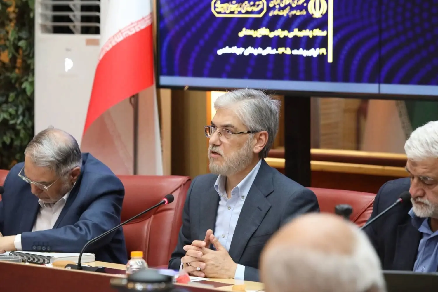 وزیر علوم: بازسازی فقط ساختن ساختمان نیست