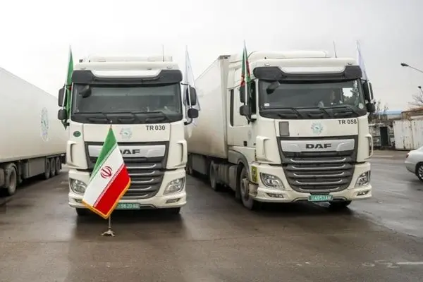 تصاویر؛ اهدای کمک‌های ترکمنستان به کودکان آسیب دیده از جنگ ایران