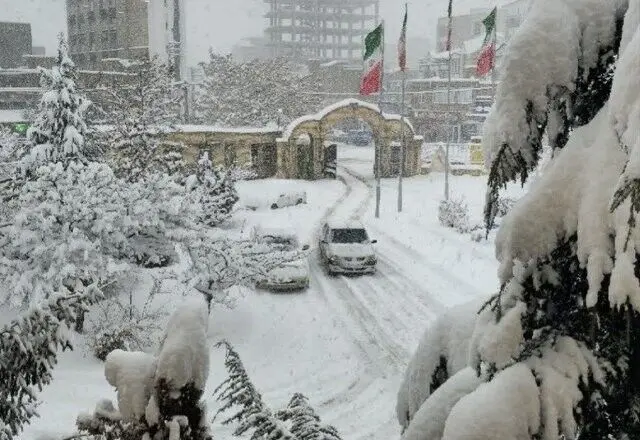 فردا سامانه جدید بارشی وارد کشور می‌شود/ این مناطق منتظر برف و باران باشند
