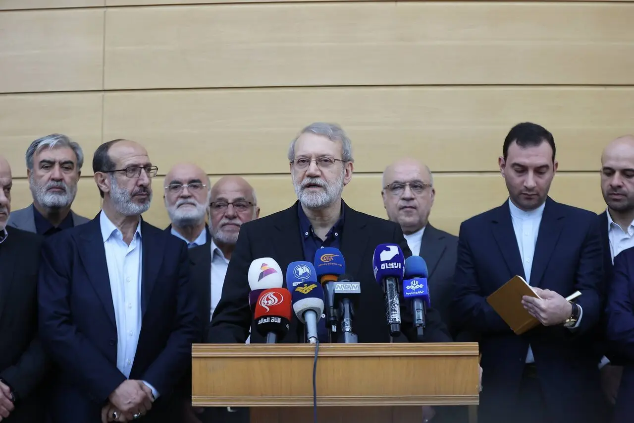 واکنش لاریجانی به احتمال حمله مجدد اسرائیل به ایران: فکر نمی‌کنم اسرائیلی‌ها اینقدر بی‌خردانه عمل کنند