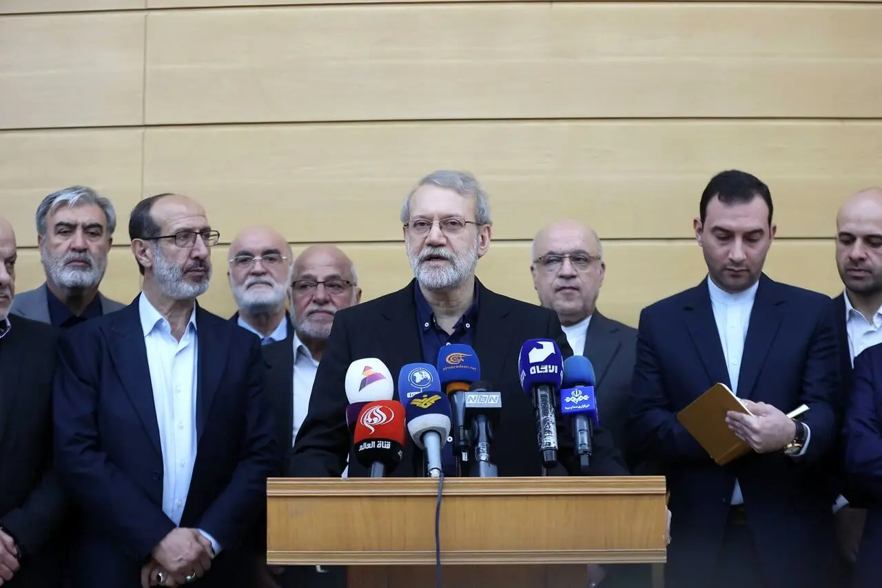 واکنش لاریجانی به احتمال حمله مجدد اسرائیل به ایران: فکر نمی‌کنم اسرائیلی‌ها اینقدر بی‌خردانه عمل کنند