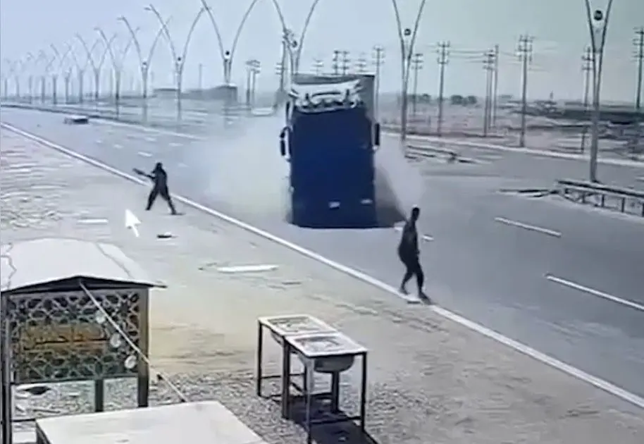 ببینید؛ نجات معجزه‌آسای زائر اربعین از حادثه رانندگی