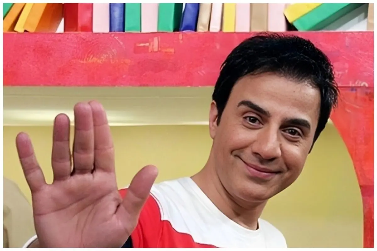 عمو پورنگ در کنار پوری بنایی 