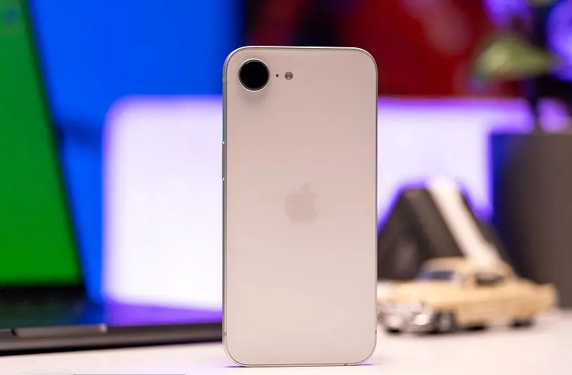 نسخه جدید آیفون 17 در راه بازار