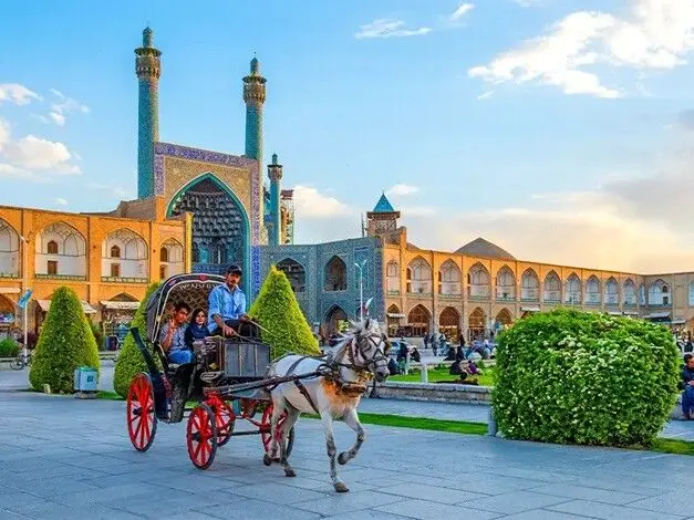 امسال بهار کجا بریم؟ معرفی بهترین شهرها برای سفر در اردیبهشت ۱۴۰۵