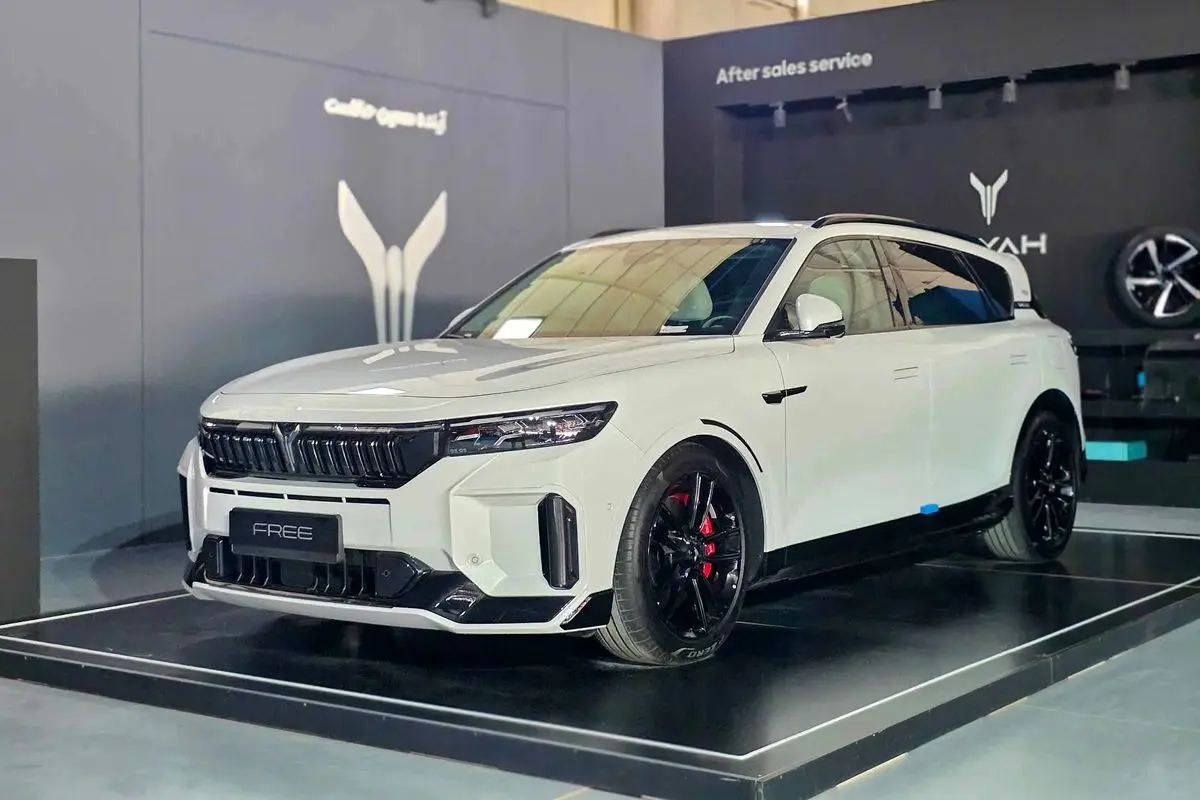 مقایسه وویا فری و تویوتا BZ۴X؛ نبرد شاسی‌بلندهای تازه‌نفس در ایران