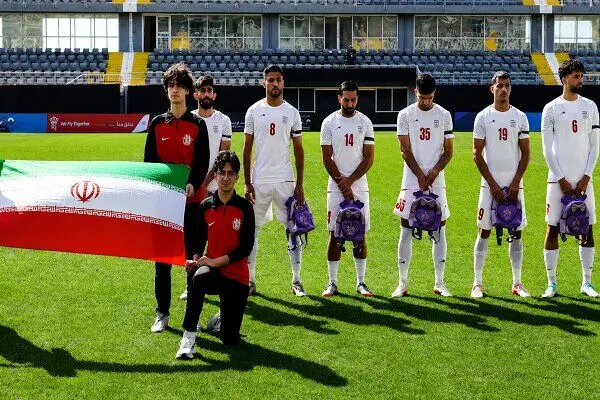 درخواست فدراسیون فوتبال از فیفا؛ ایران با بازوبند مشکی مقابل مصر

