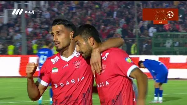 ببینید؛ گل سوم پرسپولیس به استقلال خوزستان توسط کاظمیان در دقیقه ۲+۹۰