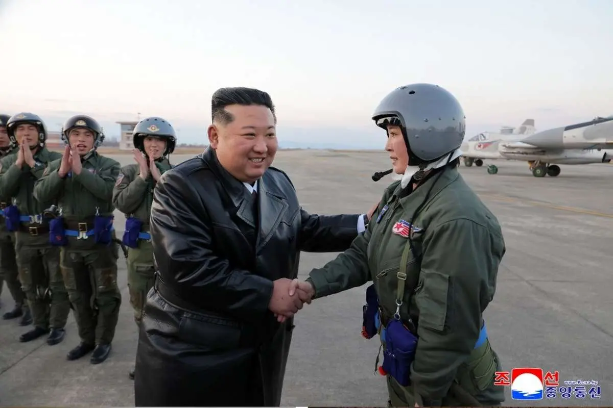 تصاویر؛ زنان خلبان در نیروی هوایی کره‌شمالی